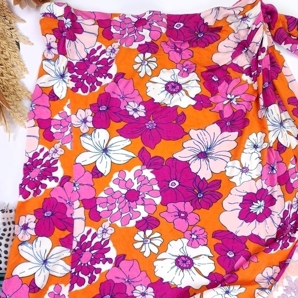 ModCloth Pink Red Floral Skirt Size L - Picture 5 of 11